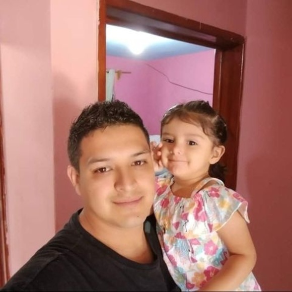 Meet your Posher, Cristobal - Picture 1 of 1